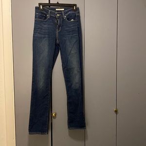 Levi’s Mid Rise Skinny Jeans - size 4